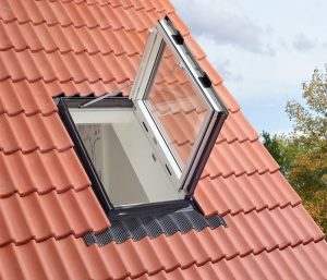 Fereastra mansarda acces acoperis VELUX GXL 3070