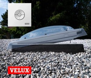 Fereastra cu actionare electrica pentru acoperis terasa Velux CVP 0573