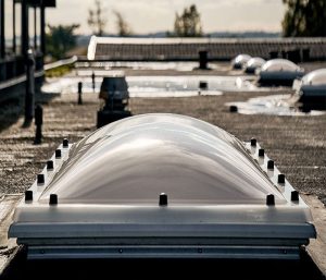 Ferestre pentru acoperiș tip terasă