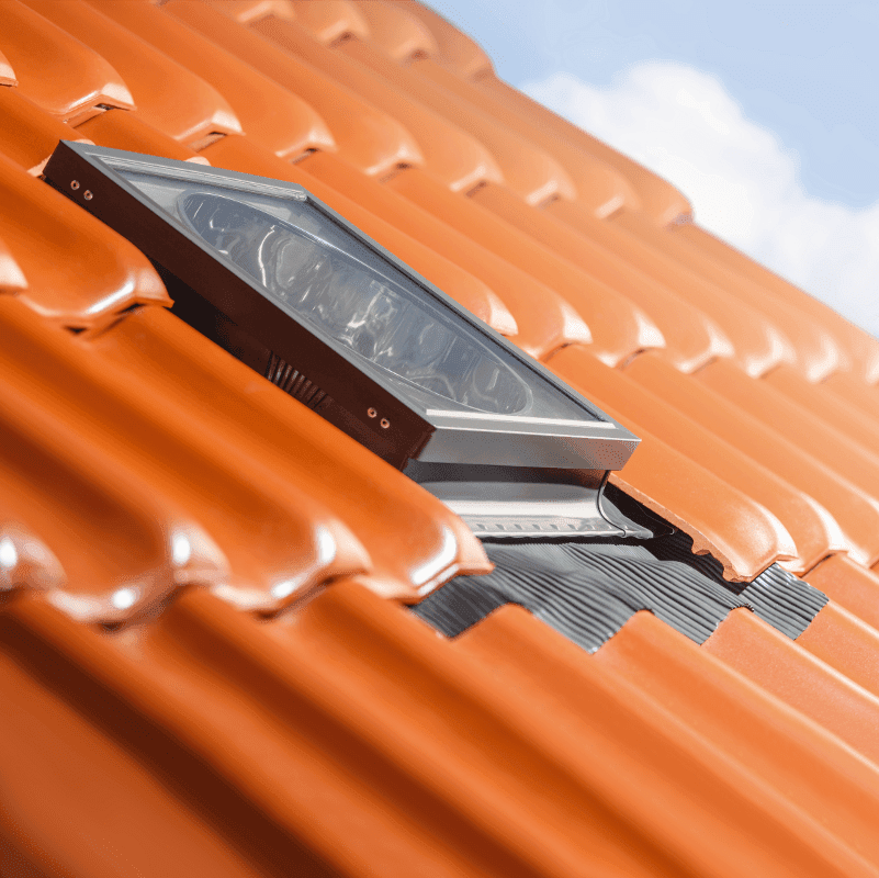 Tunel-de-lumina-FAKRO-SRS-SRZ.png Tunel de lumina FAKRO SRS SRZ