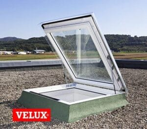 Fereastră (trapă) pentru ieșire pe acoperiș terasă VELUX CXP